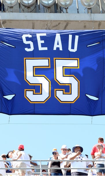 Junior Seau's daughter should be allowed to speak at Hall of Fame ceremony